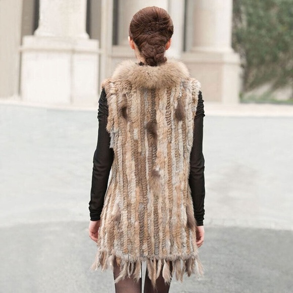 Gaby & Eden Rabbit And Raccoon Fur Vest - Picture 2 of 13